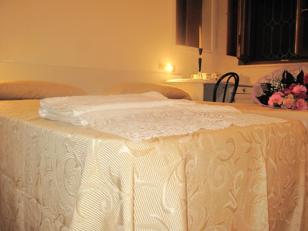 Marilyn Hotel ลาแตร์ซา ภายนอก รูปภาพ